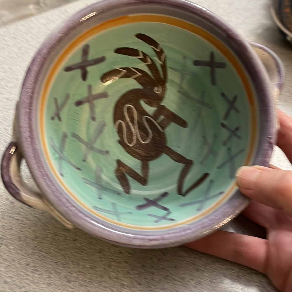 Hand made pottery bowl - Picture 4 of 9